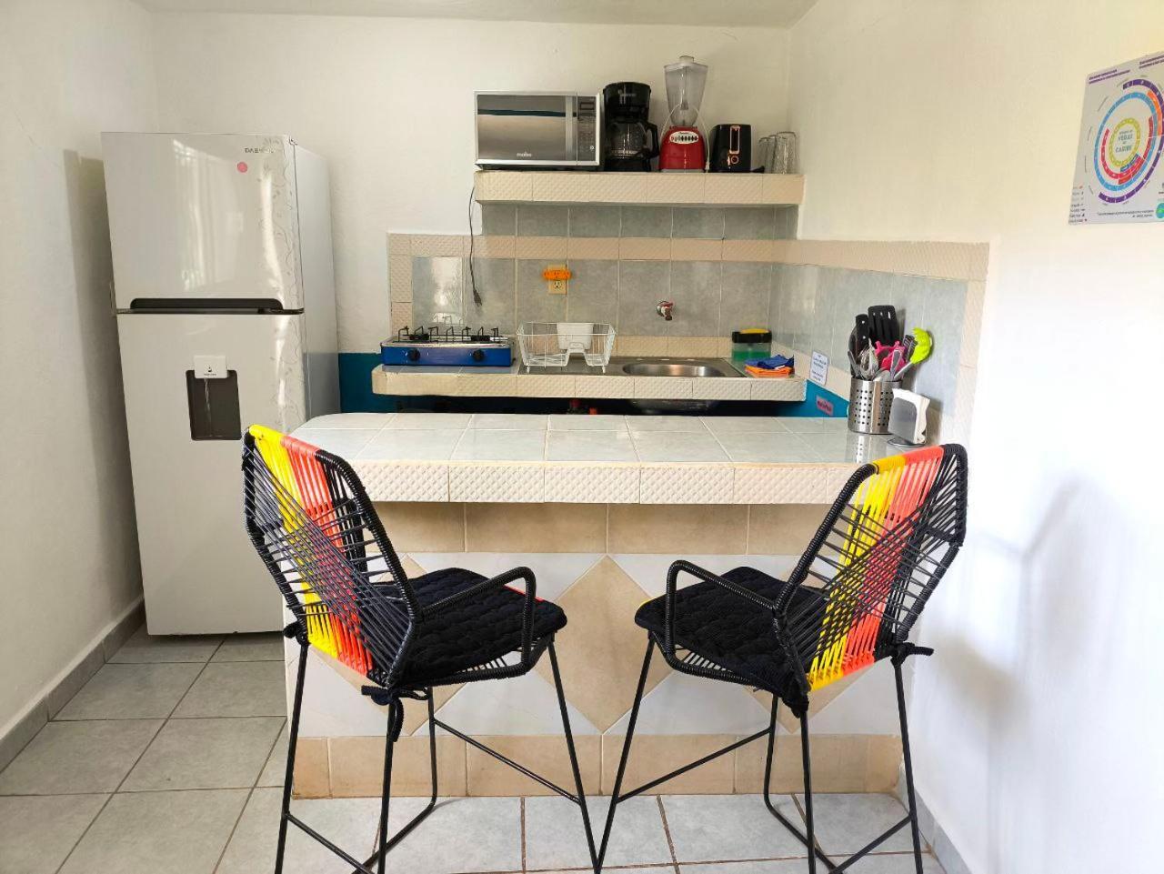 Comfy Yaxkin On Downtown, 3 Block Away From Sea And Sunsets Cozumel